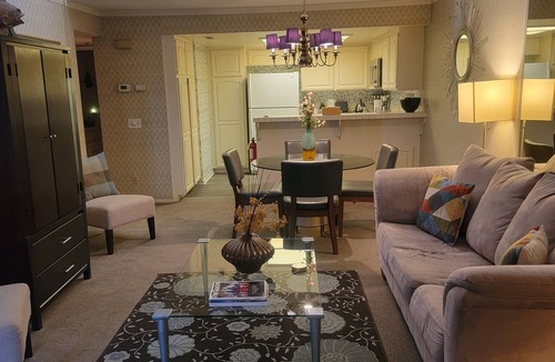 Downtown Palm Springs Condo | Heart of Palm Springs