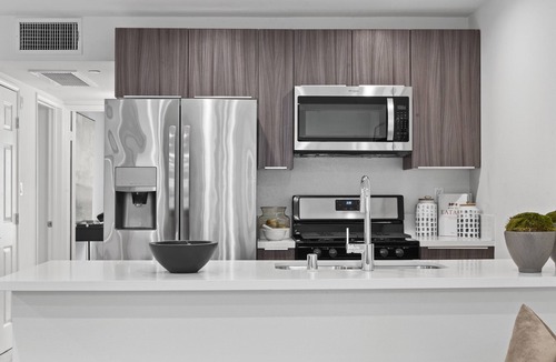 Tri-West Apartment | Heart of West Hollywood Stunner w/gym and co-working space