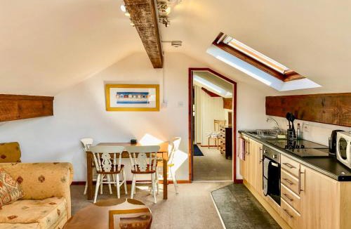 Llanfair-Dyffryn-Clwyd House | Heather