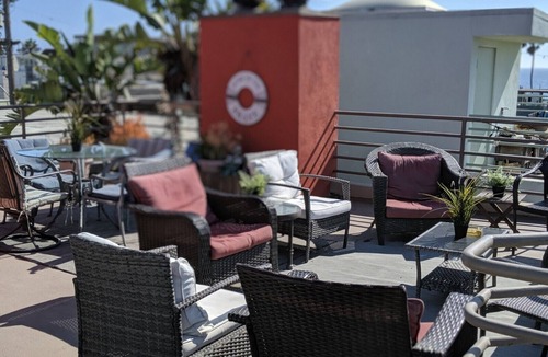 Venice Apartment | Heaven At the Beach and large ocean deck