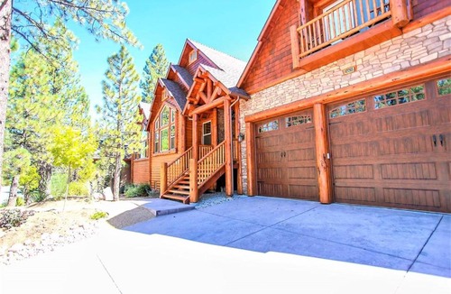 Evergreen Estates House | Heavenly Log Home-1750 by Big Bear Vacations