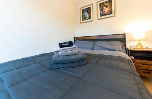 Eagle Rock House | Hidden Oasis 3 bedroom 2 bathroom Home With large backyard and Views Near DTLA
