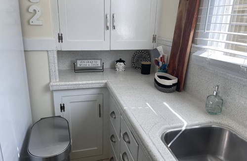 Belmont Heights Apartment | Hidden Treasure in Belmont Heights
