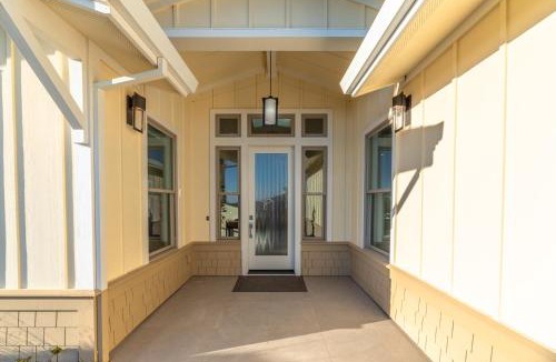 Old Town House | High Tide Haven - Hot Tub Harbor Views