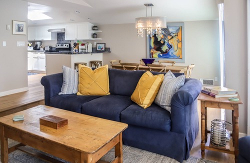 Solana Beach Condo | High Tides & Good Vibes - Beachside Retreat, A/C