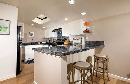 Solana Beach Condo | High Tides & Good Vibes - Beachside Retreat, A/C