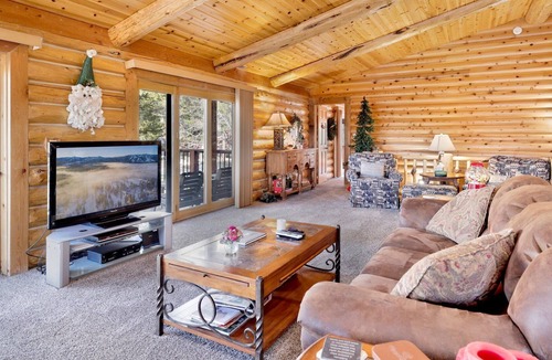 Ironwood Estates Cabin | Hillside Haven- Lakeview Log Cabin- Pool Table-