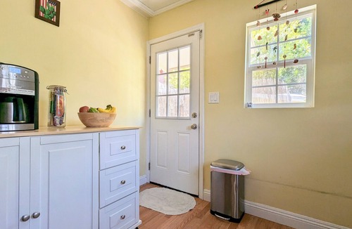 Beverly Glen House | Hillside Private House 2BD 2BR Bel Air Hills close to UCLA
