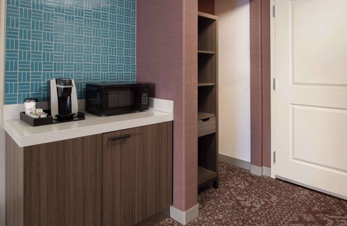 Fontana Hotel | Hilton Garden Inn Fontana