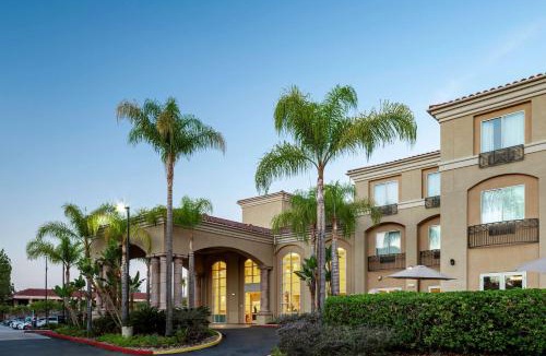 Rancho Bernardo Hotel | Hilton Garden Inn San Diego/Rancho Bernardo