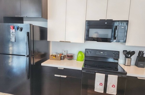 Little Tokyo House | Hip 1BR Loft in LA's Little Tokyo District
