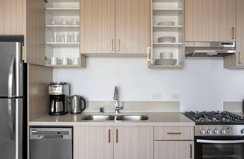 Palms Apartment | Hip Culver City 1BR w/Rooftop Lounge & Access to 405, by Blueground