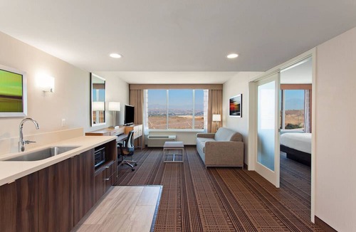 Valle Lindo Hotel | Holiday Inn Diamond Bar - Pomona, an IHG Hotel