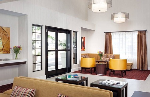 Simi Valley Hotel | Holiday Inn Express Simi Valley, an IHG Hotel
