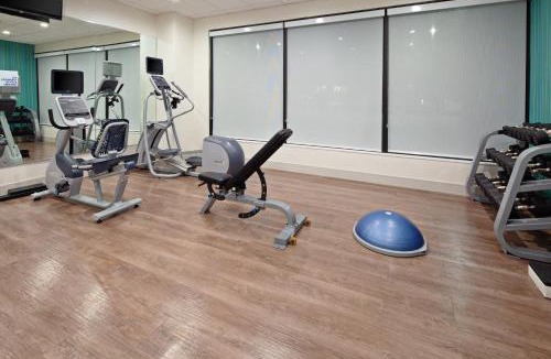 Los Angeles Hotel | Holiday Inn Express Los Angeles LAX Airport by IHG
