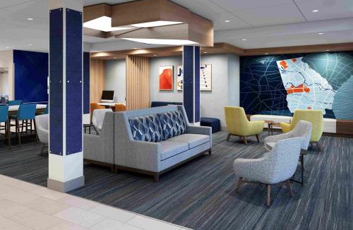 Hollister Hotel | Holiday Inn Express & Suites - Hollister by IHG