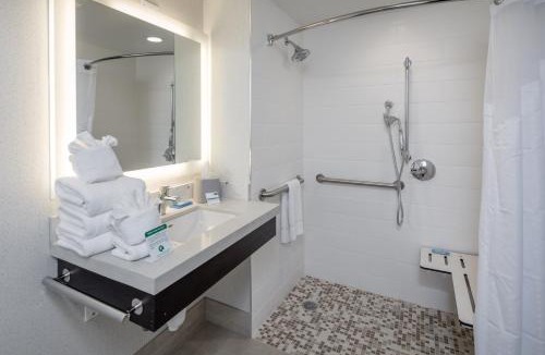 Sunnyvale West Hotel | Holiday Inn Express - Sunnyvale - Silicon Valley by IHG