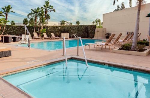 La Mirada Hotel | Holiday Inn La Mirada Buena Park by IHG