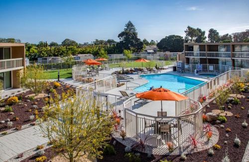 Rio Lindo Hotel | Holiday Inn Oxnard - Ventura by IHG
