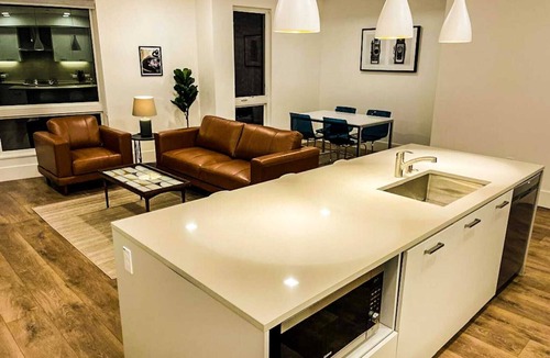 Clawson Apartment | Hollis House