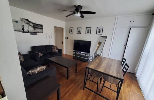 Hollywood Apartment | Hollywood - Budget, Private, Quiet 2nd Flr 1BR/1BA