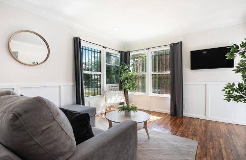 The Flats Apartment | Hollywood Haven Updated 1BR Apt near Sunset Blvd