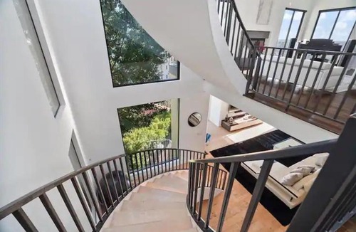 Los Angeles House | Hollywood Hills 20 Million dollar mansion
