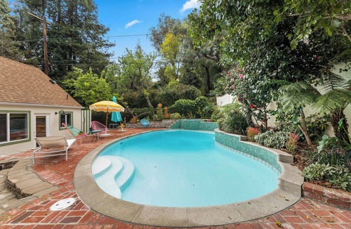 Hollywood Hills House | Hollywood Hills 3-Bed, 3-Bath Charmer With Pool & Guest Cottage