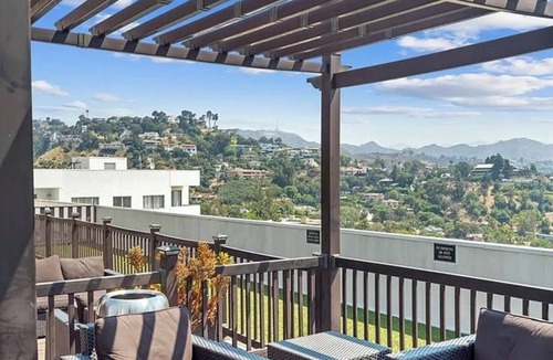 Hollywood Hills Apartment | Hollywood Hills Apartment for rent