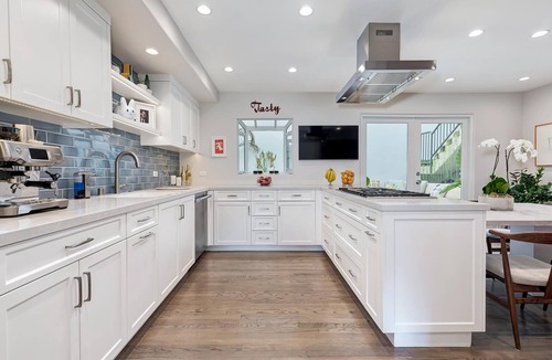 Hollywood Hills West House | Hollywood Hills Cinema