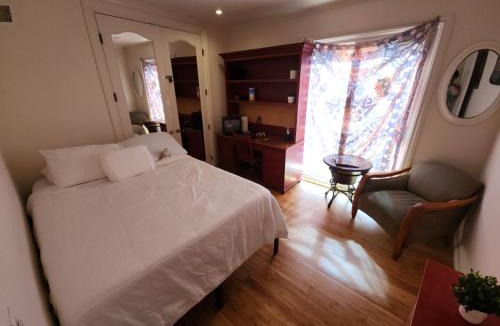 Hollywood Hills Apartment | Hollywood Hills Hideout Apartment!