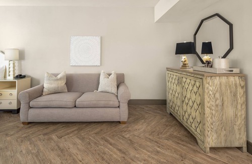 East Hollywood Hotel | Hollywood Hotel