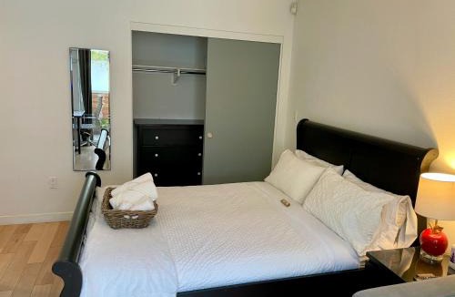 Hollywood Apartment | Hollywood’s Suite
