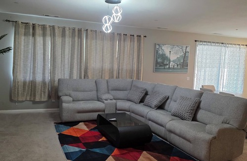 Temecula House | Home away from home, cozy room with private bathroom and great mountain view.