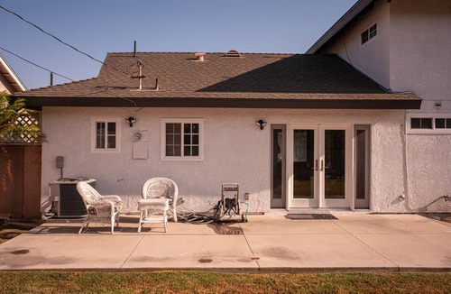 Cypress House | Home away from home near Disneyland, Knott's Berry Farm, the beach, LA!