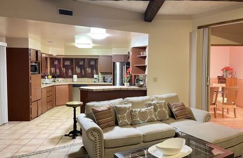 Redlands House | Home In Charming Historical Town nNear Forest Falls and Big Bear Lake. Pets We❤️