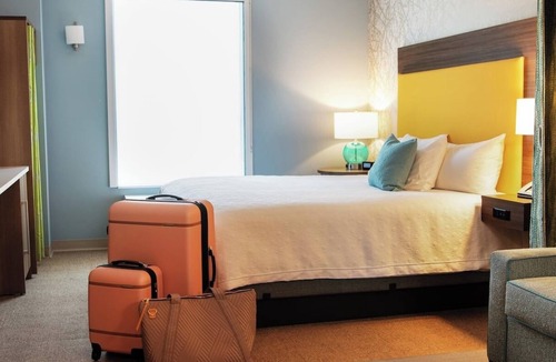 Marina Hotel | Home2 Suites by Hilton at the Dunes on Monterey Bay