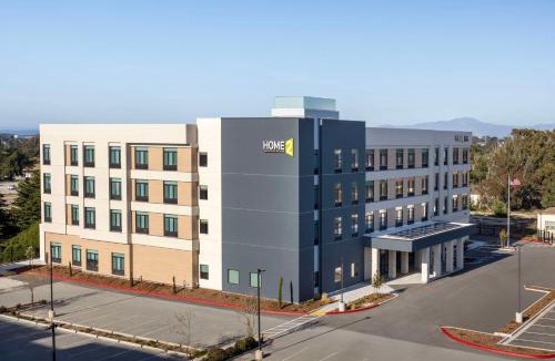 Marina Hotel | Home2 Suites By Hilton Marina