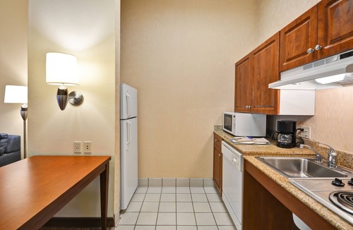 East Peralta Hotel | Homewood Suites by Hilton Oakland-Waterfront