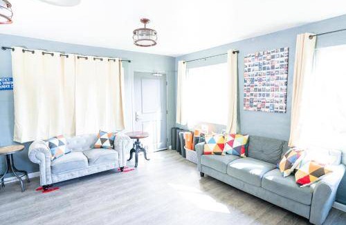 Point Loma Heights Hostel | Hostel ∙ 2 guests