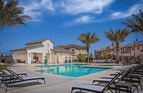Ontario House | Hot pool comfort 3 bedroom and 3 bath Villa close to Ontario airport