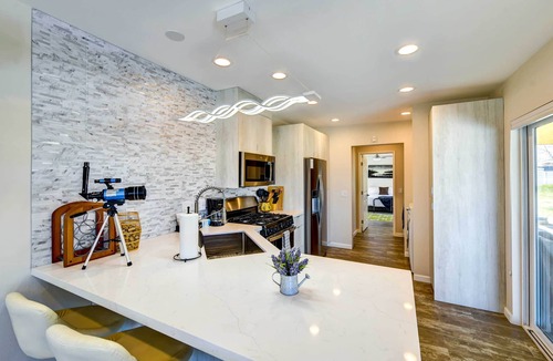 Yucca Valley Cottage | Hot Tub, Yard & Fire Pit: Joshua Tree Home!