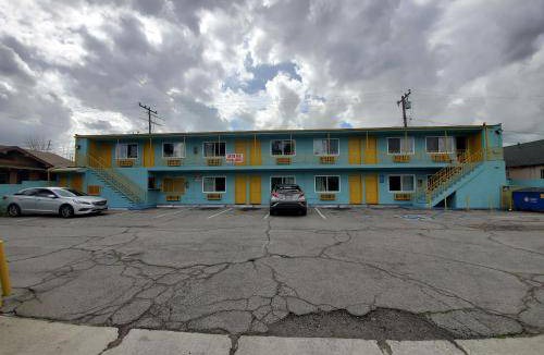 Compton Hotel | Hotel ∙ 2 guests