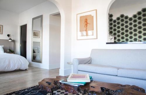 East Hollywood Hotel | Hotel Covell