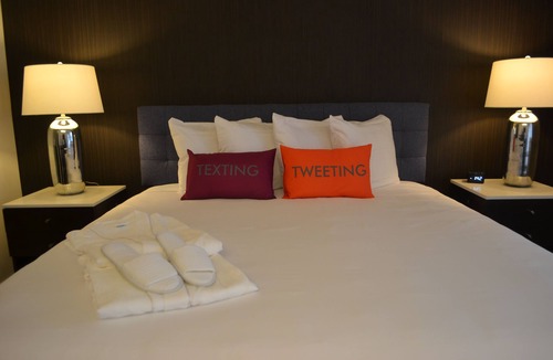 Downtown Hotel | Hotel Lucent