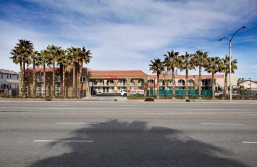Palmdale Hotel | Hotel Palmdale - Antelope Valley -Listing Partner