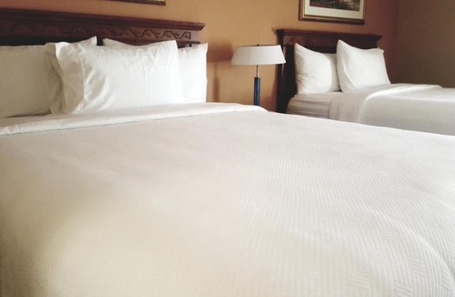 Moreno Valley Hotel | Hotel XOLA Trademark Collection by Wyndham