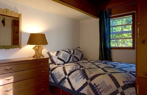 Cazadero House | House ∙ 1 bedroom ∙ 3 guests