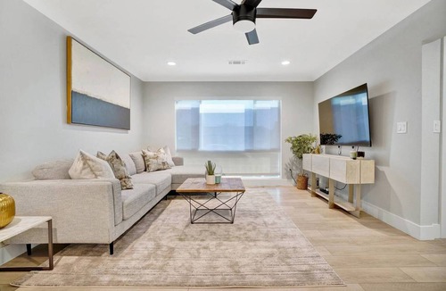 Fullerton House | House ∙ 2 bedrooms ∙ 5 guests