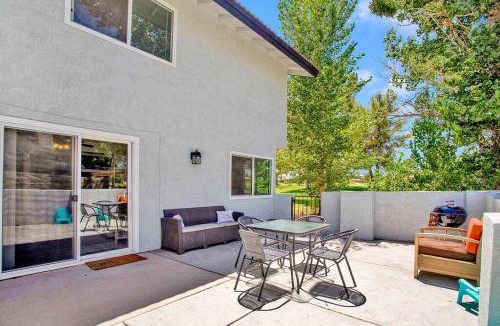 Victorville House | House ∙ 3 bedrooms ∙ 7 guests